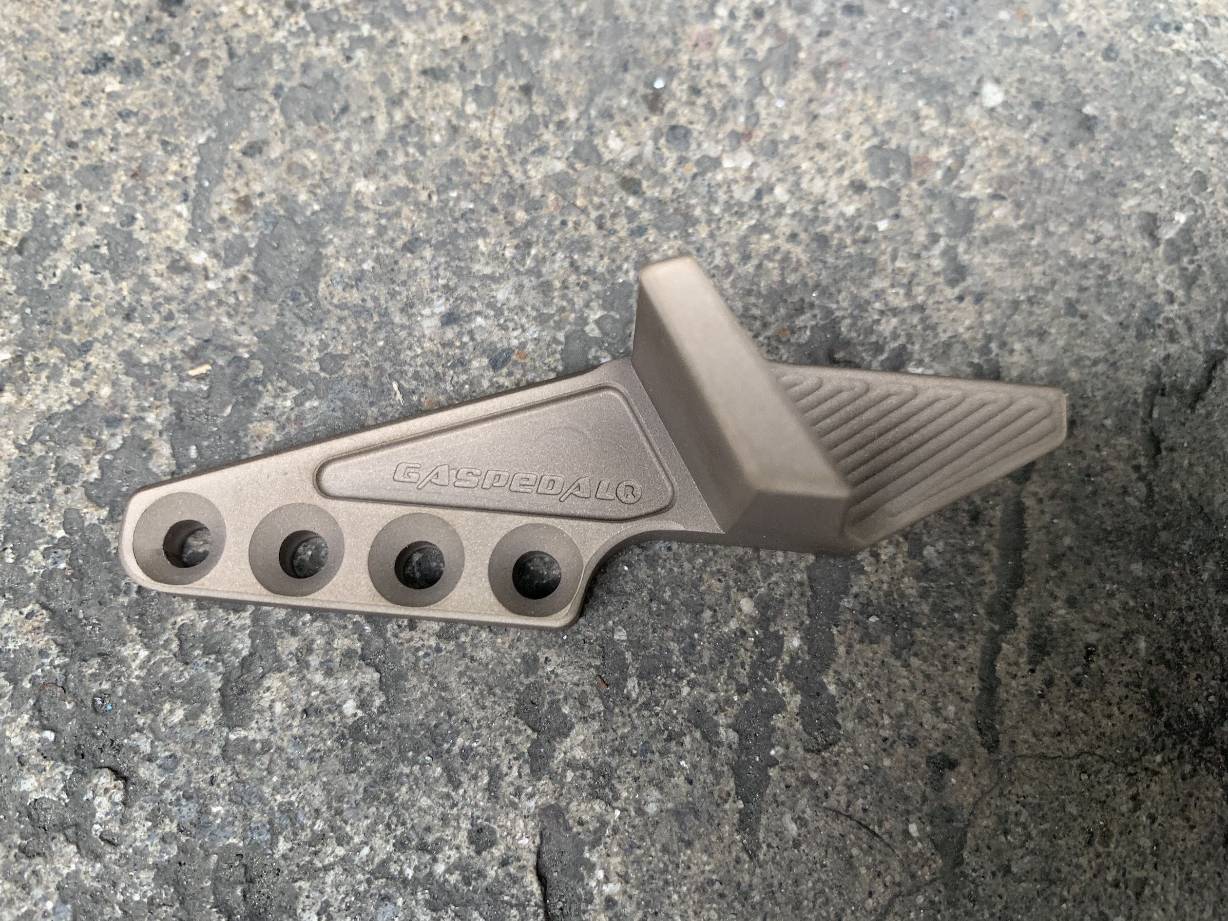 GoGun USA Gas Pedal Thumb Assist - Image 4